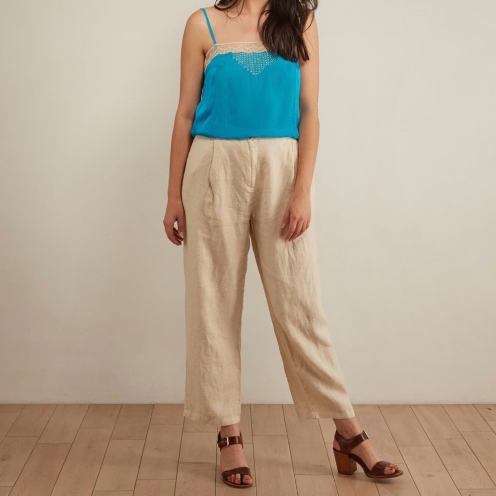 Filosofia Ella 100% linen beige high rise cropped pants, size XS Made in USA